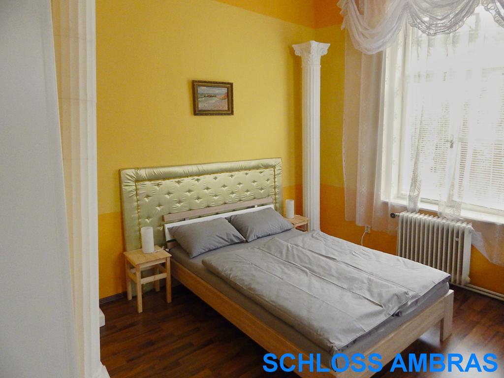 Schloss Ambras Mariënbad Kamer foto